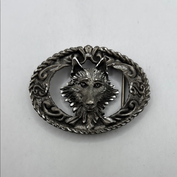 Other - Vintage Silver Tone Wolf Animal Dog Carved Engraved Belt Buckle Made In USA